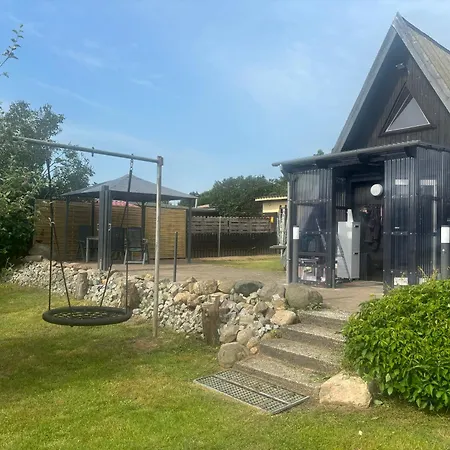 Karlchens Finnhütte Papendorf (Rostock)